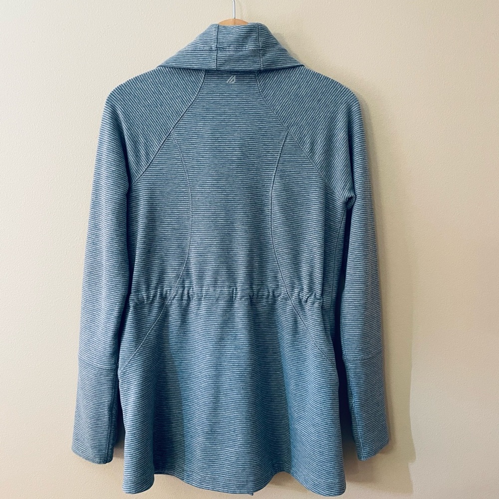 Women’s Eddie Bauer Snap Up Gray and Blue Jacket Size Small EUC - Picture 4 of 13